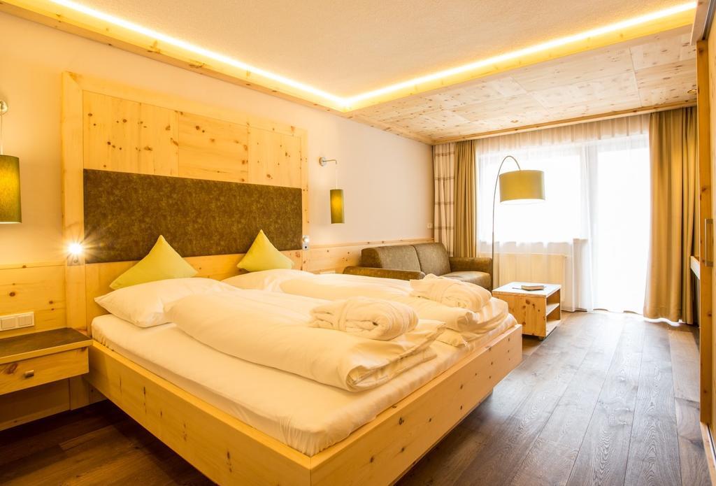 Hotel Baeckelar Wirt Superior Sölden Dış mekan fotoğraf